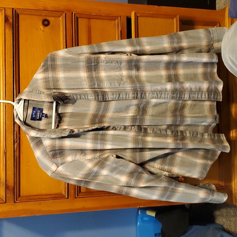 APT 9 flannel long sleeve shirt